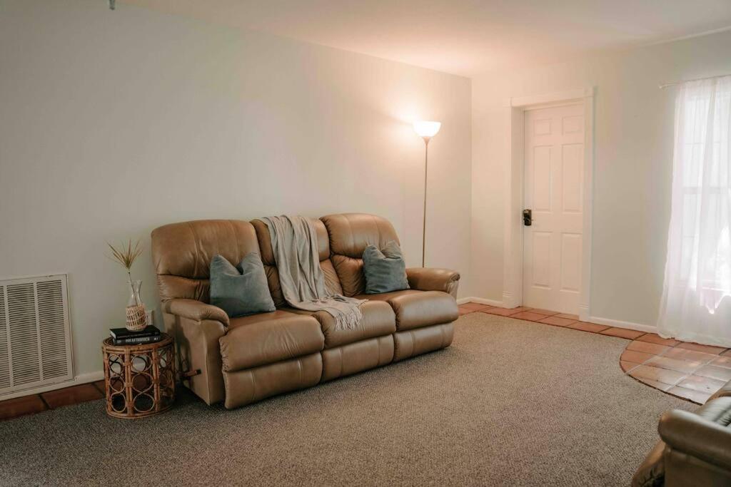 Entire Home, Heated Pool, Just 10 Min To Beach! Vero Beach Eksteriør bilde